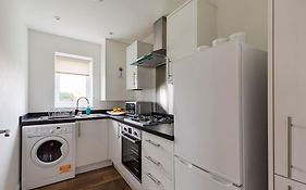 Tm - Rana Court 1 Bedroom Apartment With Balcony