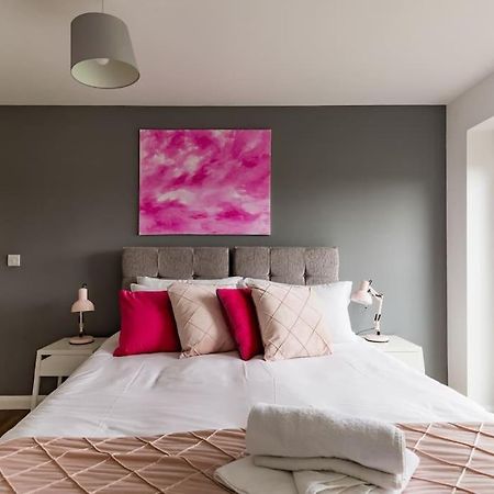 Tm - Rana Court 1 Bedroom Apartment With Balcony Oxford Exterior foto