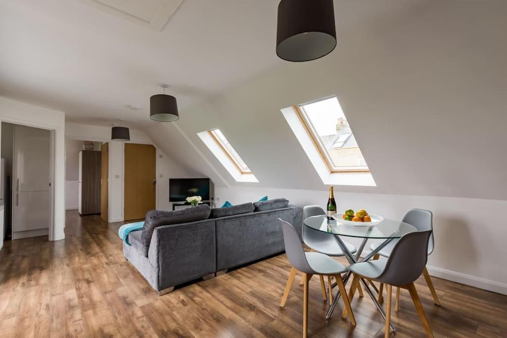 Tm - Rana Court 1 Bedroom Apartment With Balcony Oxford Exterior foto